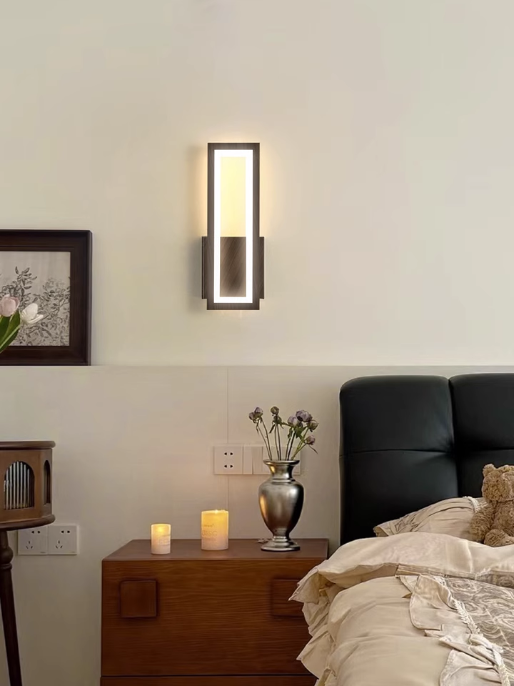 Antique Simple Wall Light
